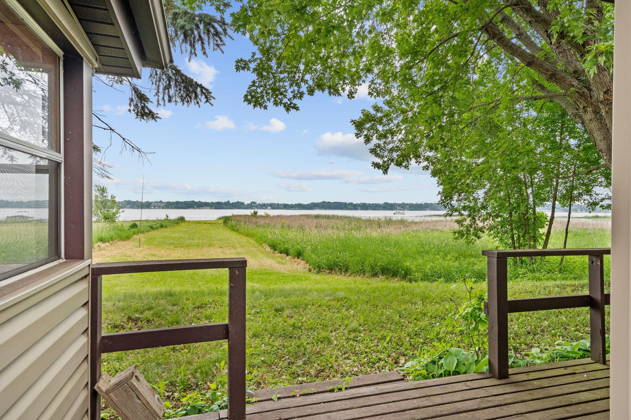 12280 Mentzer Trail Lindstrom, MN 55045 - Photo 3 of 37