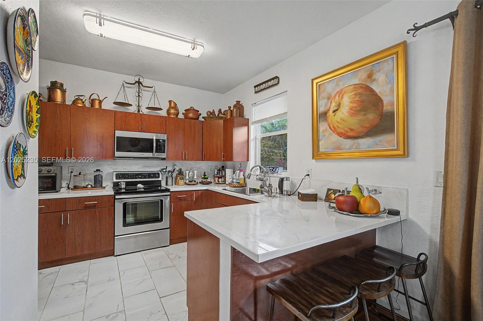 12853 Southwest 135th Street Miami, FL 33186 - Photo 8 of 22