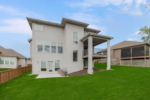 $599,000 | 12565 South Meadowview Street, Olathe, KS 66061