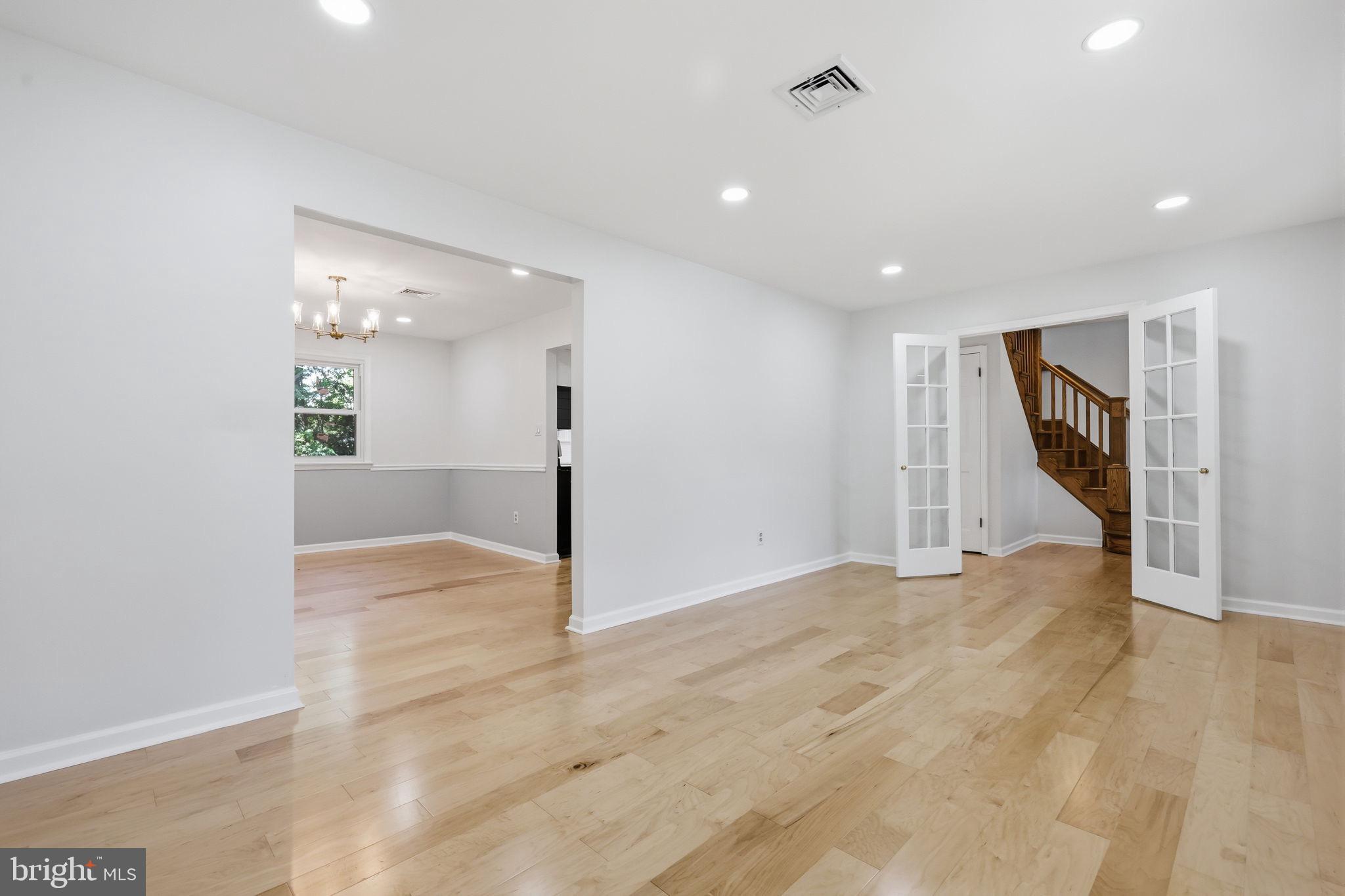 2461 Pine Cone Road Warrington, PA 18976 - Photo 7 of 51 Living room