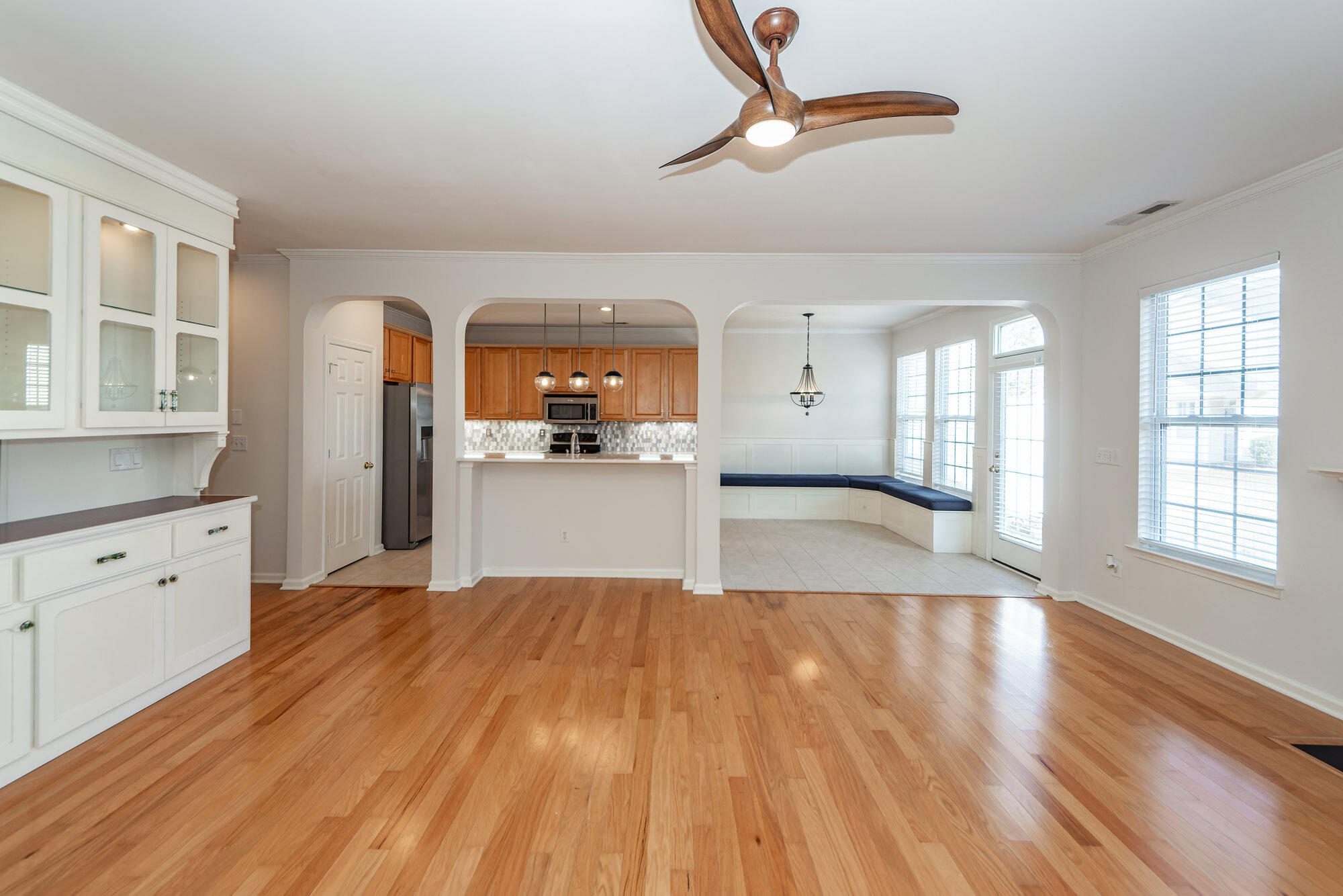 1609 Indaba Way Charleston, SC 29414 - Photo 4 of 54 010926 (17)