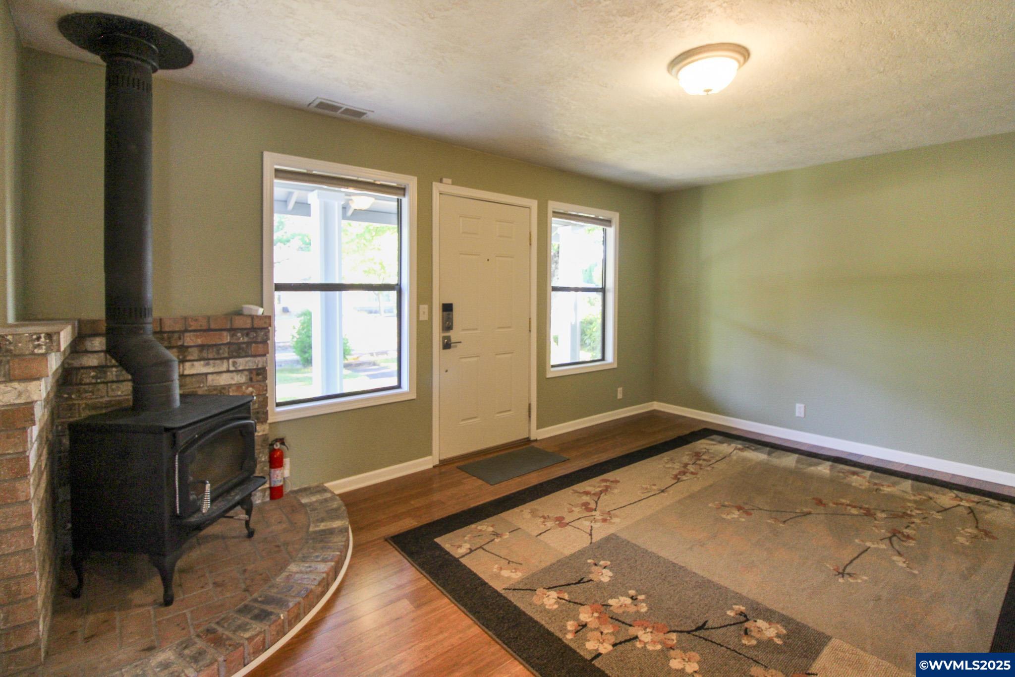 661 Chemawa Road North Keizer, OR 97303 - Photo 11 of 49 Gallery Image 11