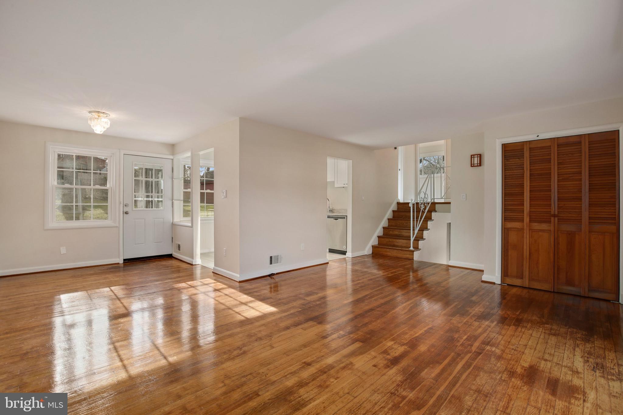 3514 May Street Wheaton, MD 20906 - Photo 8 of 36