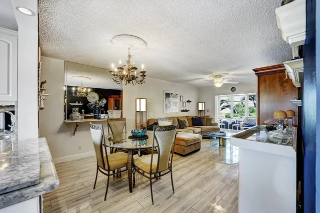 $149,900 | 2615 Northeast 1st Court, Unit 204, Boynton Beach, FL 33435