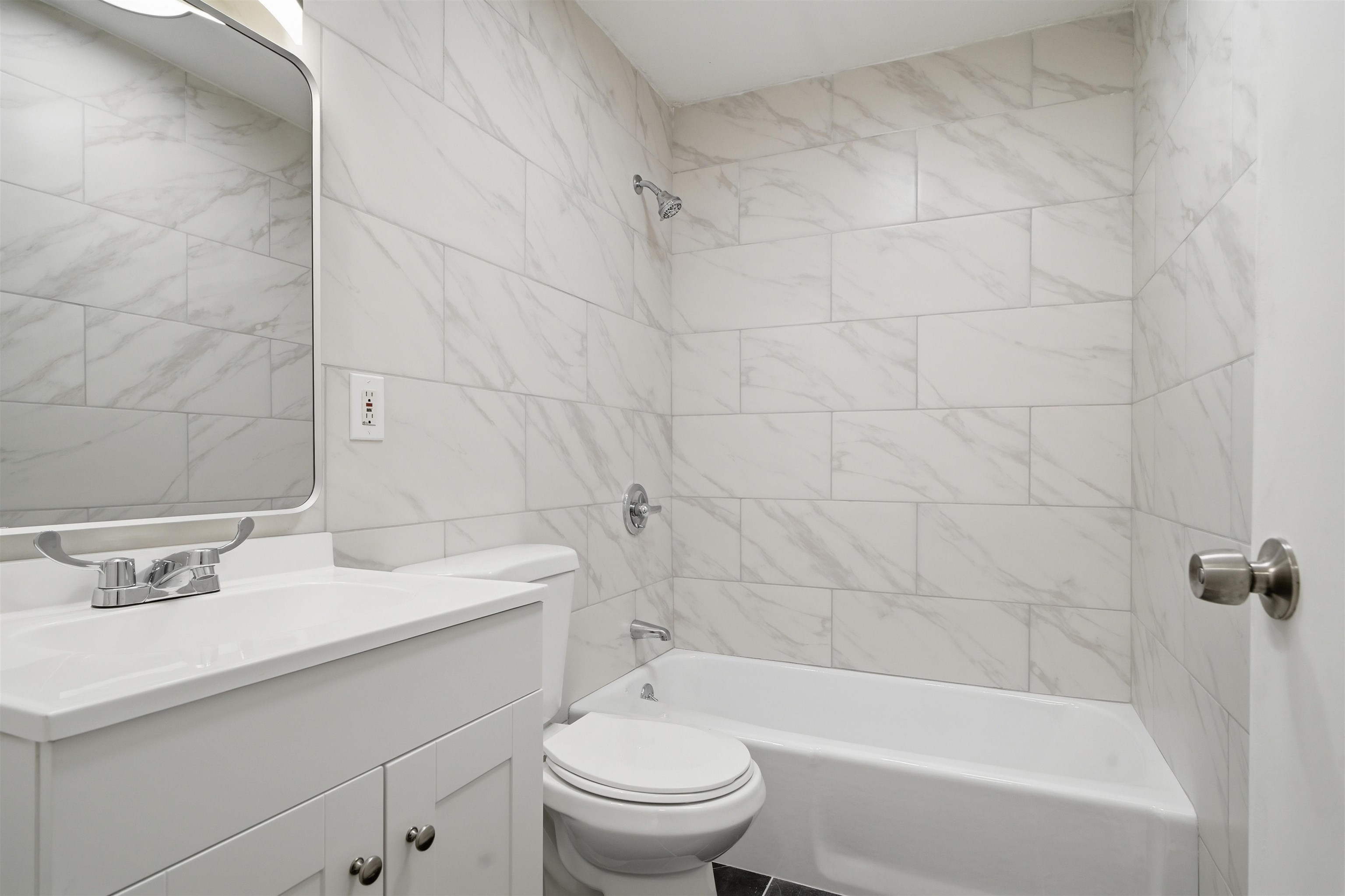 8 Strawberry Bank Road, Unit 9 Nashua, NH 03062 - Photo 10 of 30