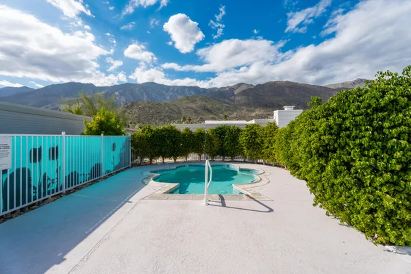 $599,000 | 2518 South Sierra Madre, Palm Springs, CA 92264