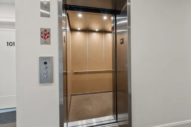 $1,299,000 | 400 Hunnewell Street, Unit 103, Needham, MA 02494