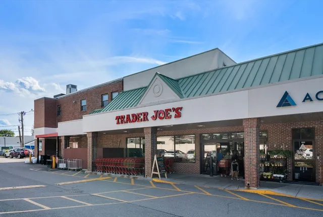 $1,299,000 | 400 Hunnewell Street, Unit 103, Needham, MA 02494