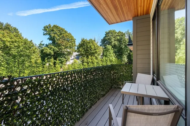 $1,299,000 | 400 Hunnewell Street, Unit 103, Needham, MA 02494