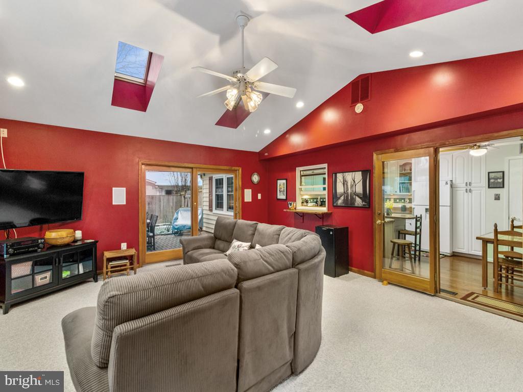 1706 Truro Road Crofton, MD 21114 - Photo 26 of 46 interior - extended family room