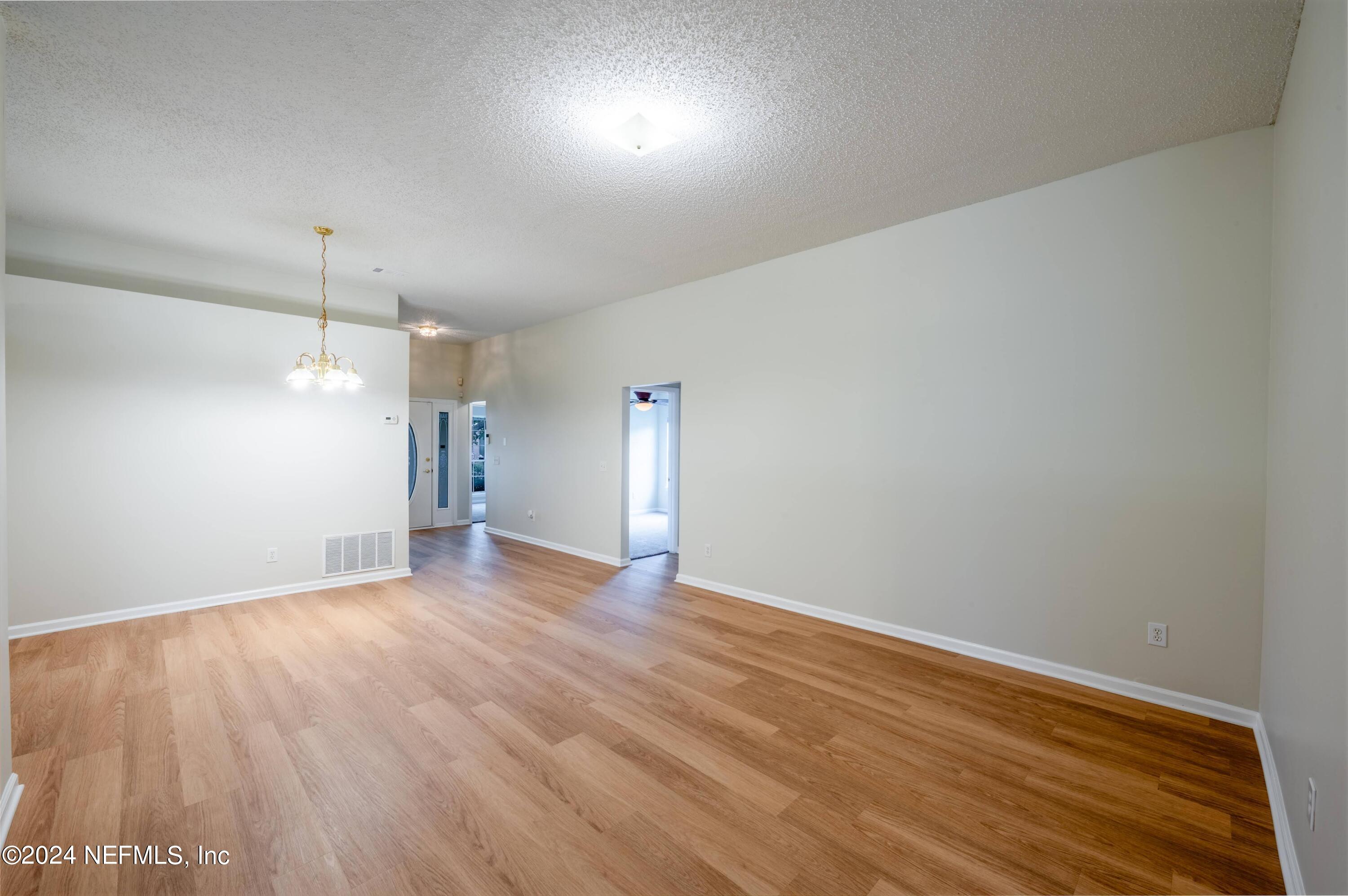 12760 Copper Springs Road Jacksonville, FL 32246 - Photo 18 of 47 2024_07_04 12760 Copper Springs Rd-052-l
