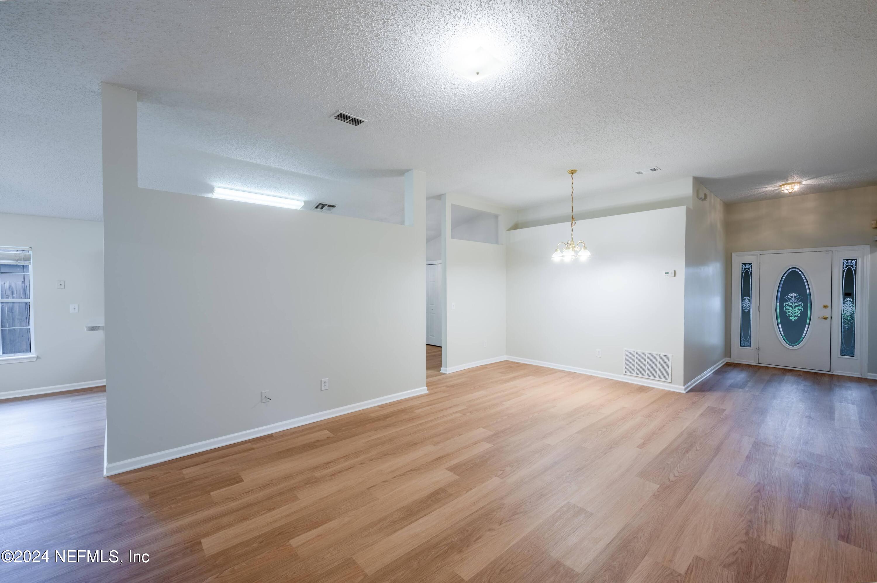 12760 Copper Springs Road Jacksonville, FL 32246 - Photo 2 of 47 2024_07_04 12760 Copper Springs Rd-049-l
