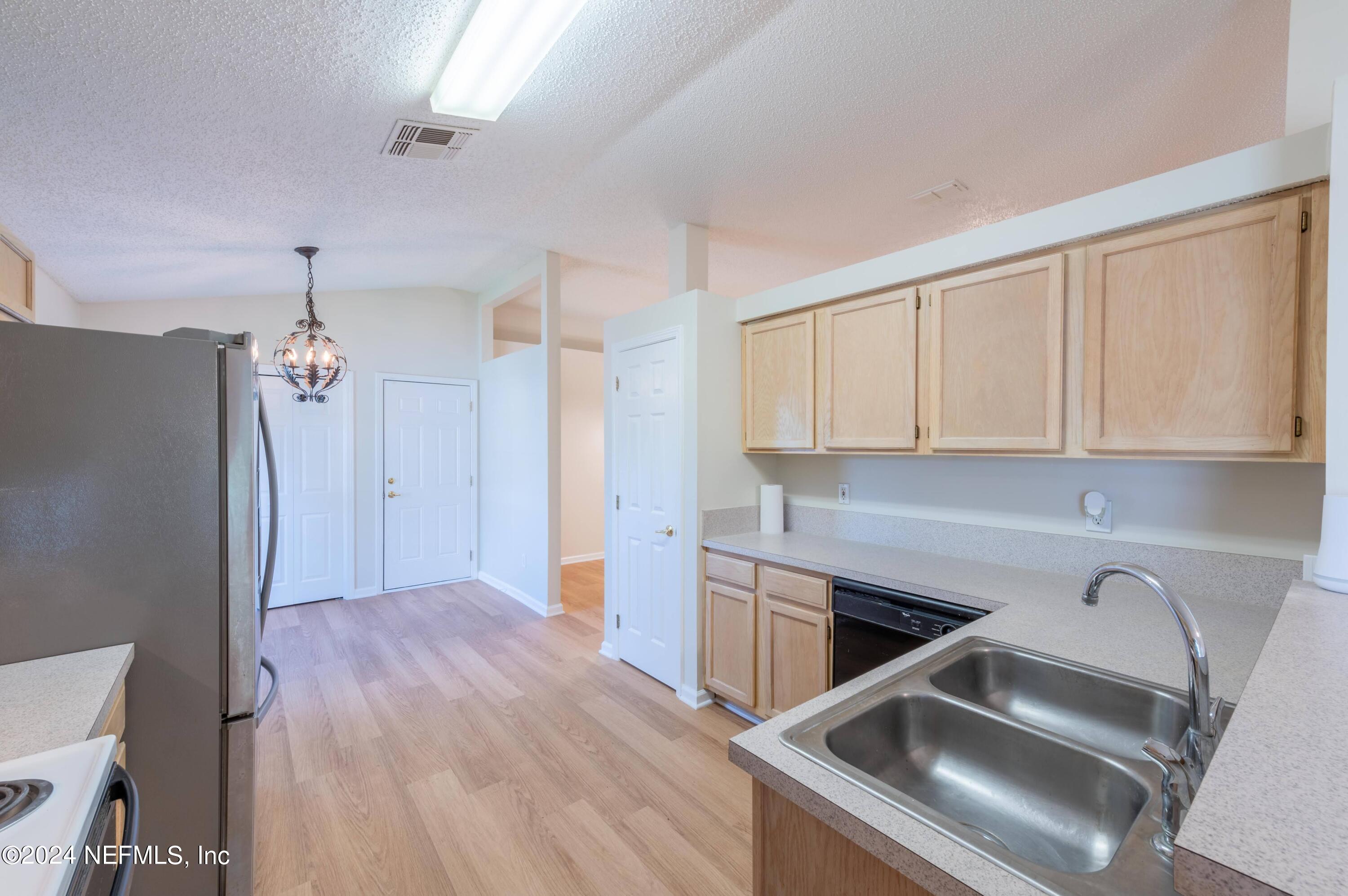 12760 Copper Springs Road Jacksonville, FL 32246 - Photo 33 of 47 2024_07_04 12760 Copper Springs Rd-097-k