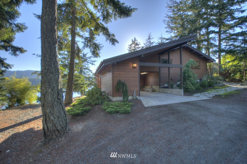 61 Myth Road Orcas Island, WA 98245 - Photo 3 of 25 Gallery Image 3