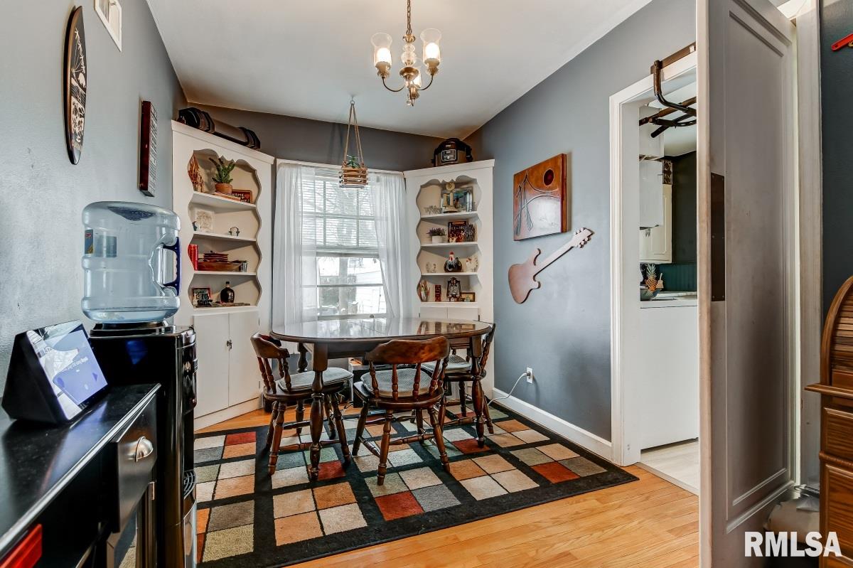 2408 South 8th Street Springfield, IL 62703 - Photo 5 of 20