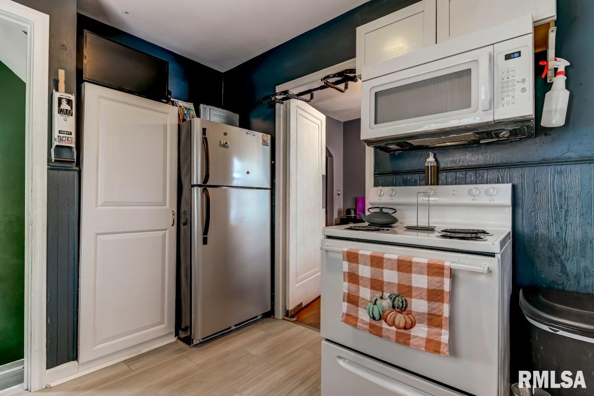 2408 South 8th Street Springfield, IL 62703 - Photo 10 of 20