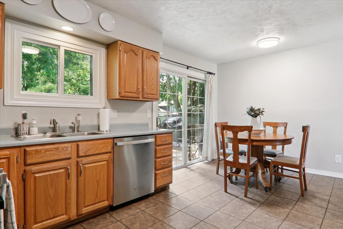 1715 Gregory Street Normal, IL 61761 - Photo 24 of 42 Gallery Image 24