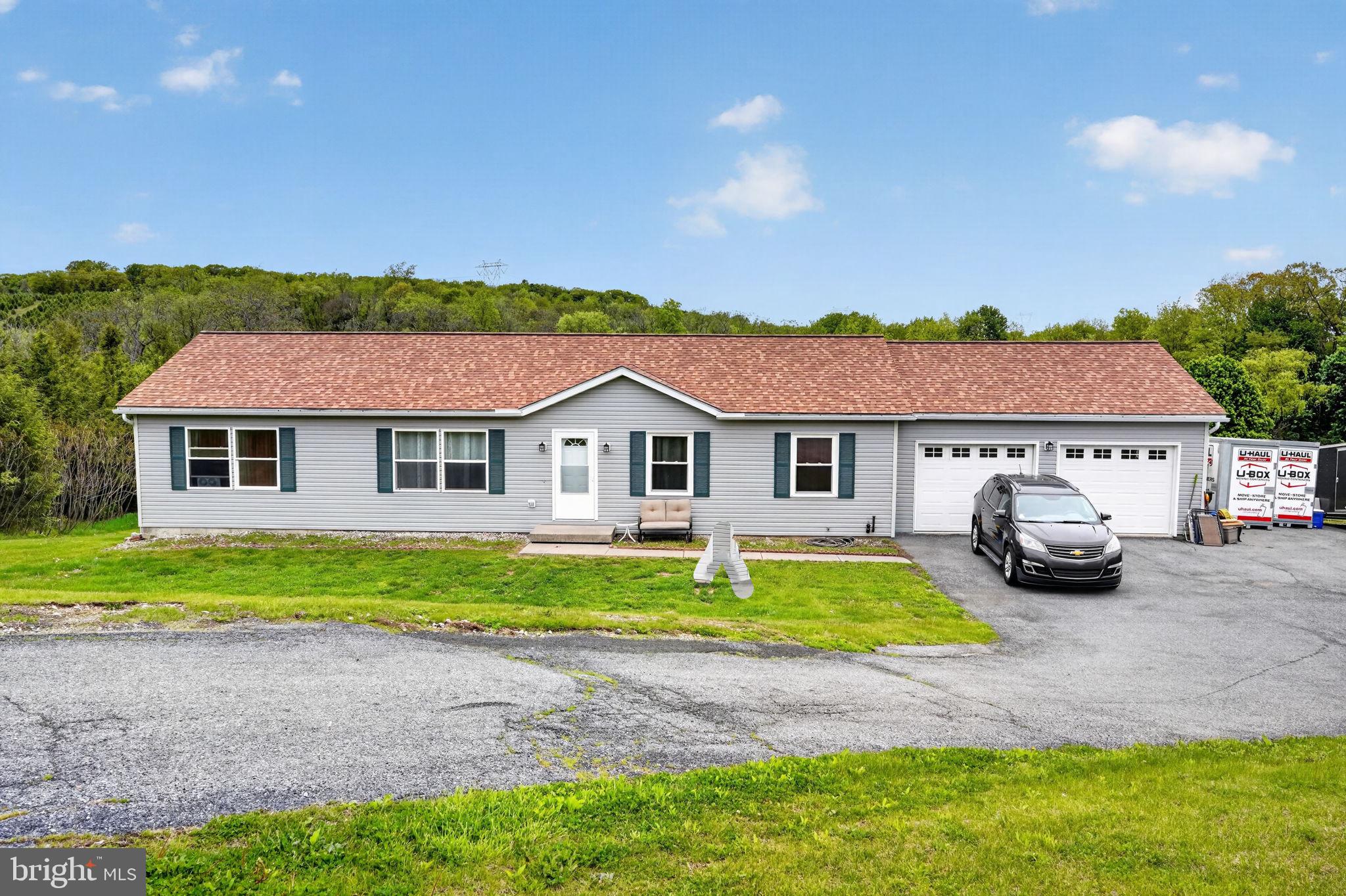 544 Bauer Road Bath, PA 18014 - Photo 1 of 44