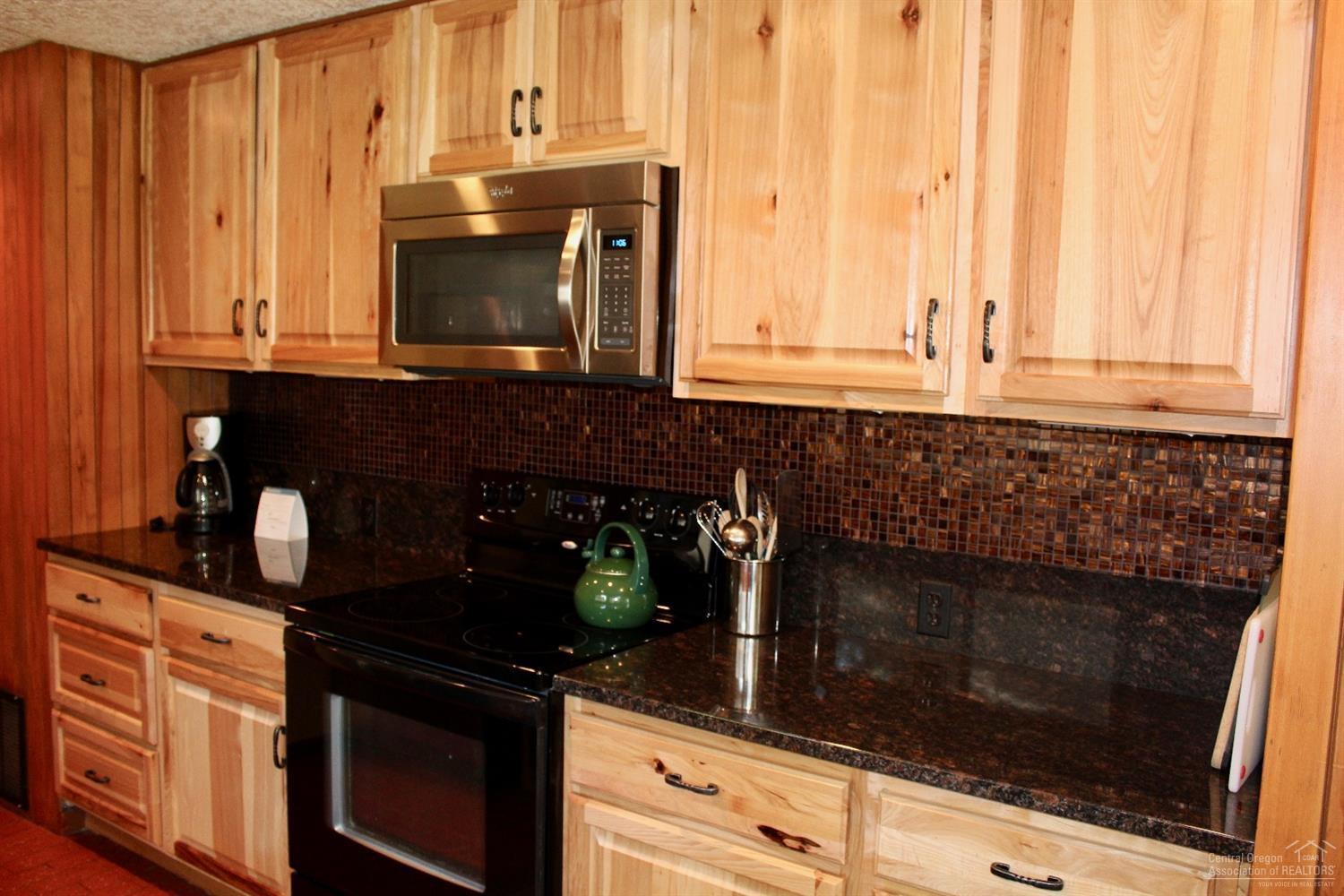 13780 Bishops Cap Black Butte Ranch, OR 97759 - Photo 3 of 12 Additional Photo