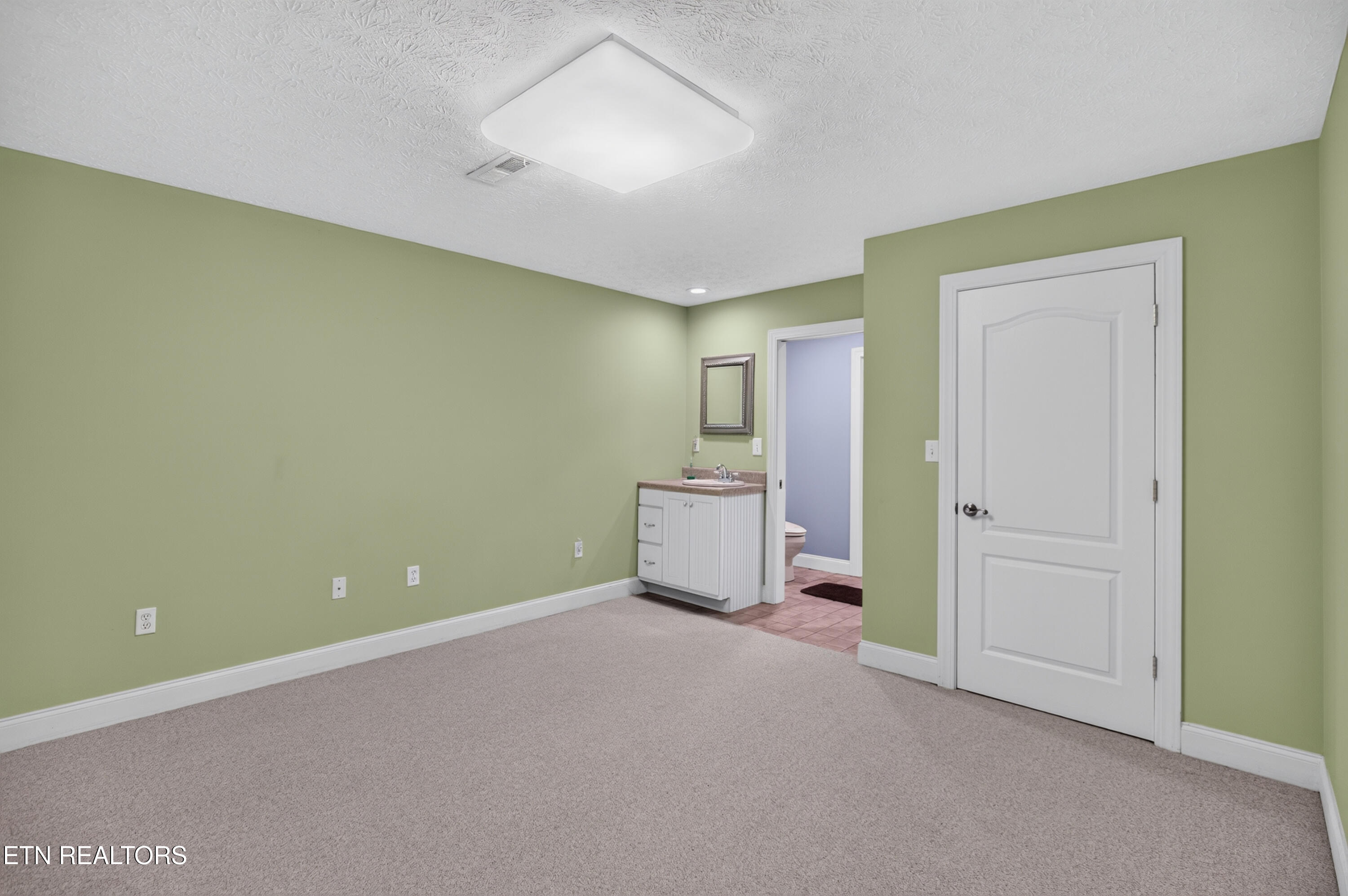 670 Burchfield Road Dandridge, TN 37725 - Photo 34 of 47 038-670BurchfieldRoad-Dandridge-TN-37725