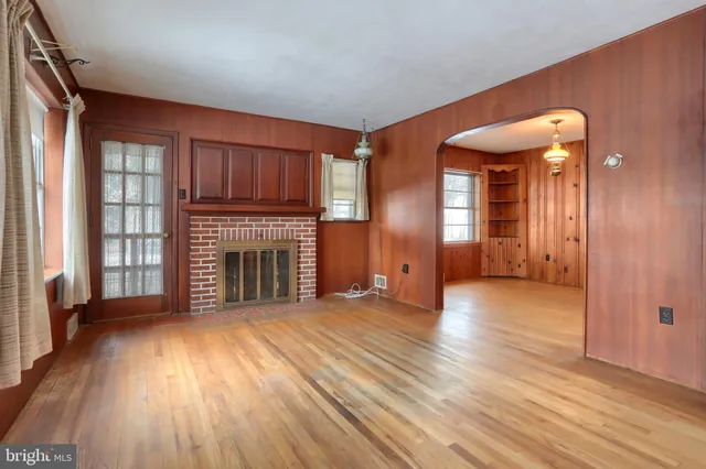 $209,900 | 54 Oak Avenue, Camp Hill, PA 17011