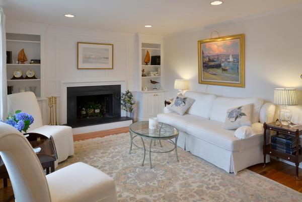 11 Cornell Road Marblehead, MA 01945 - Photo 4 of 28 a living room with furniture and a fireplace