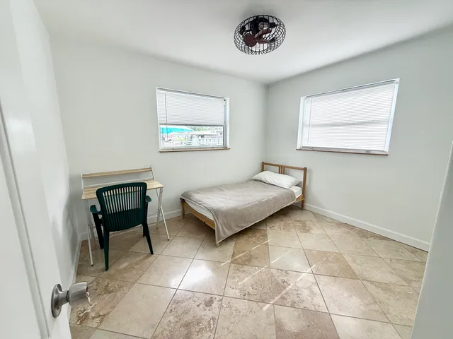 $6,000 | 4540 Southwest 28th Terrace, Dania Beach, FL 33312