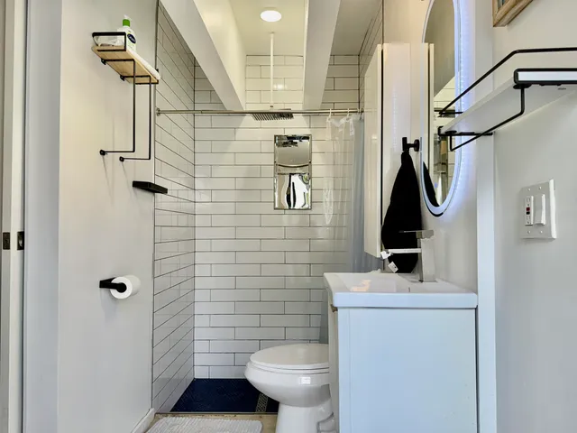 $6,000 | 4540 Southwest 28th Terrace, Dania Beach, FL 33312