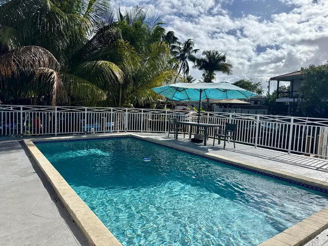 $6,000 | 4540 Southwest 28th Terrace, Dania Beach, FL 33312