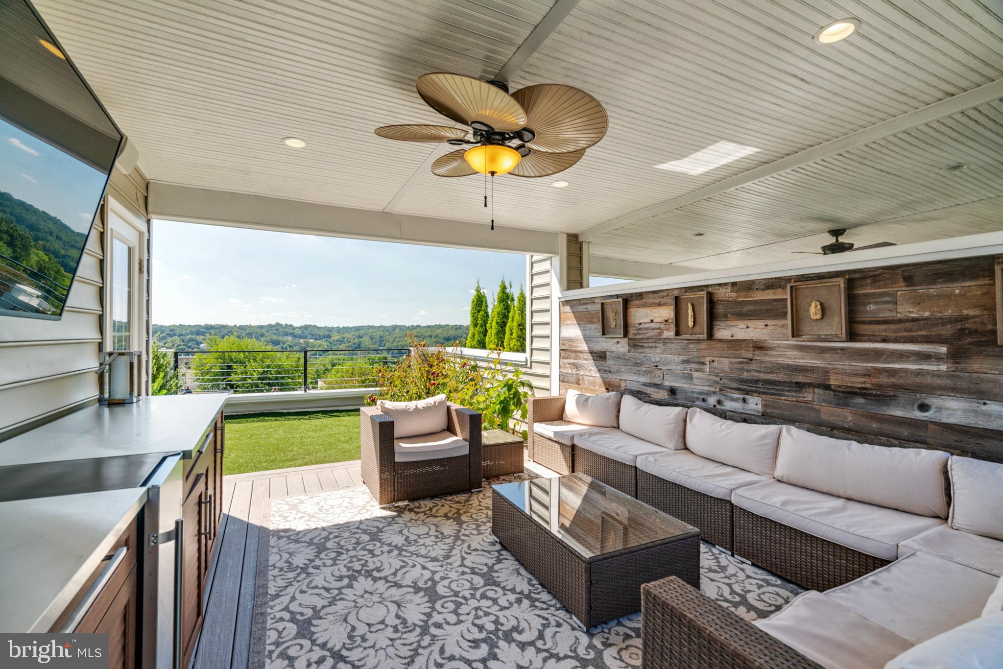 4732 Cross Street Philadelphia, PA 19128 - Photo 2 of 42