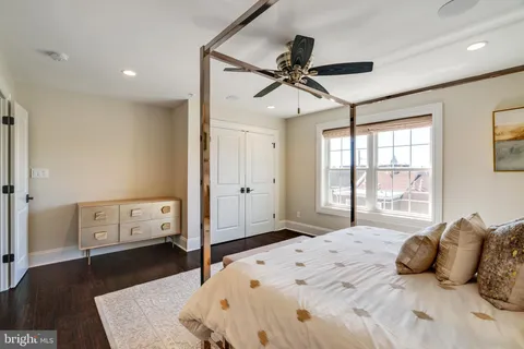 $1,150,000 | 4732 Cross Street, Philadelphia, PA 19128