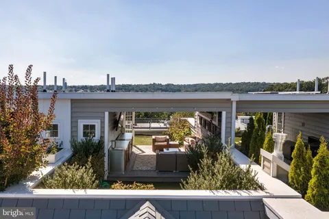 $1,150,000 | 4732 Cross Street, Philadelphia, PA 19128