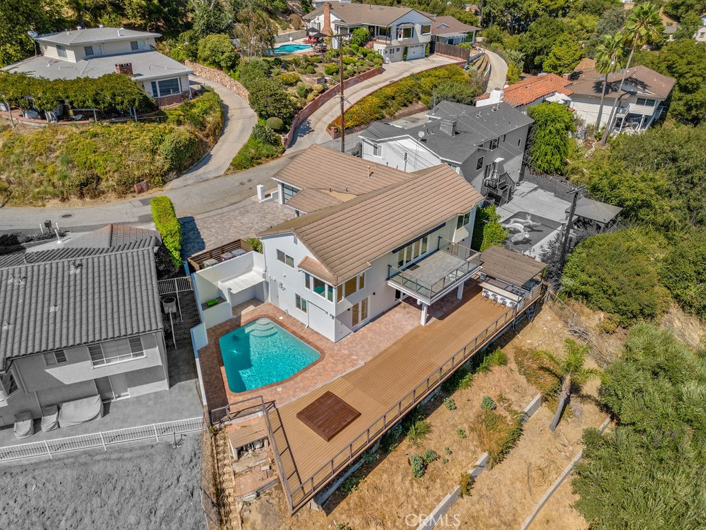 900 Cavanagh Road Glendale, CA 91207 - Photo 74 of 75 Gallery Image 74