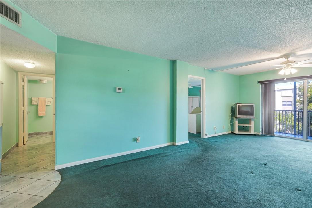 1075 Riverside Drive, Unit 405 Coral Springs, FL 33071 - Photo 11 of 22 Photo 11