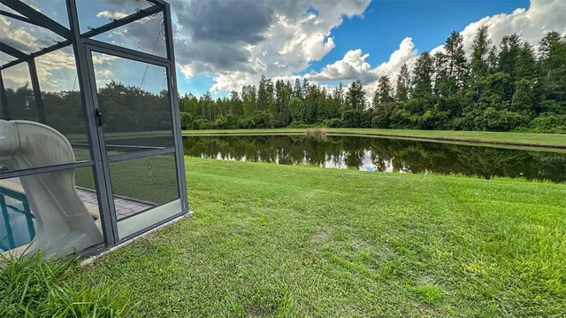 a garden filled with lots of potted plants