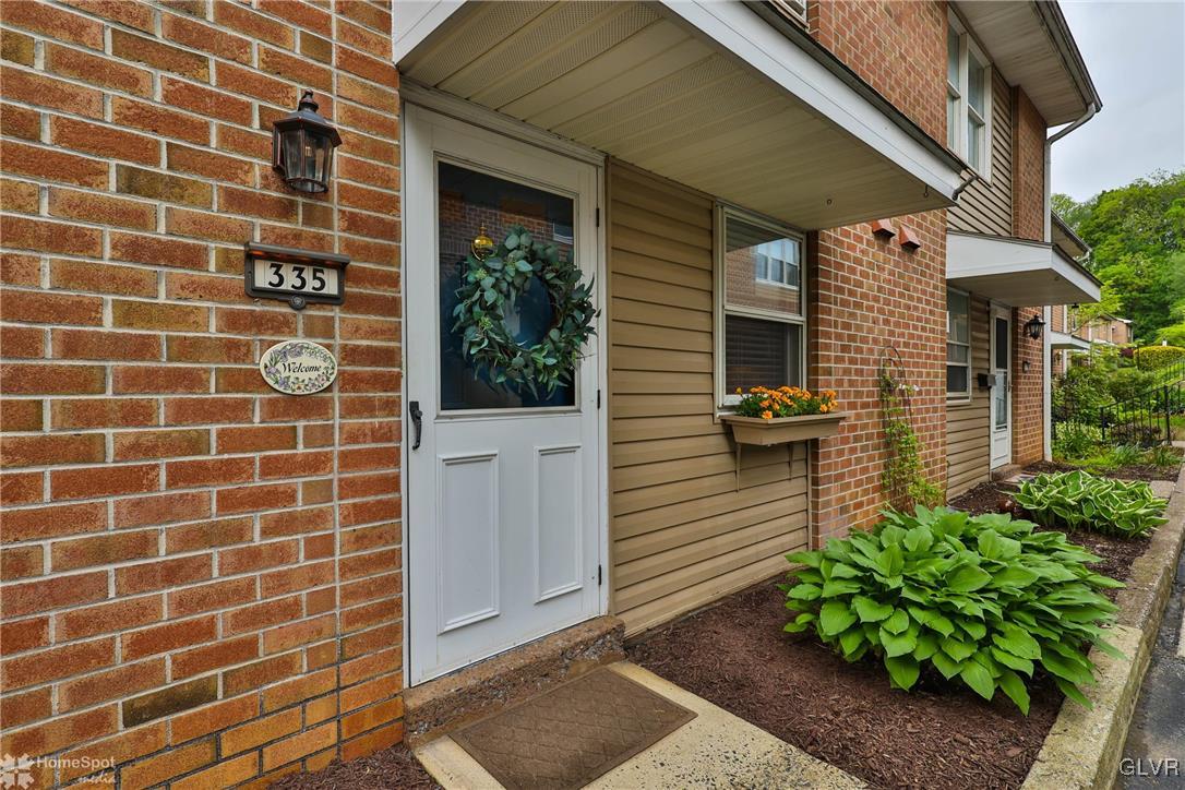 335 Spring Street Bethlehem, PA 18018 - Photo 6 of 42 Gallery Image 6
