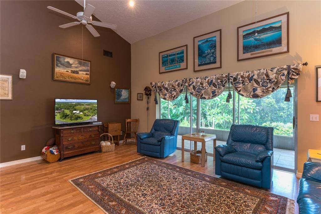 143 Southwest Thrasher Way Stuart, FL 34997 - Photo 12 of 36 Gallery Image 12