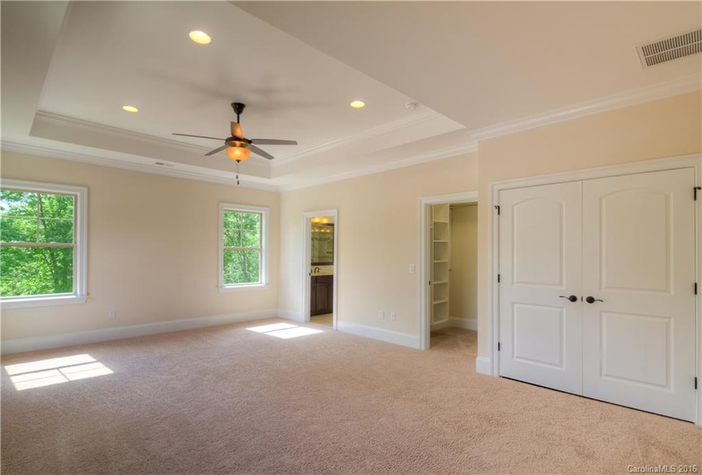 133 Forsythia Lane, Unit 686 Tega Cay, SC 29708 - Photo 11 of 24 Gallery Image 11