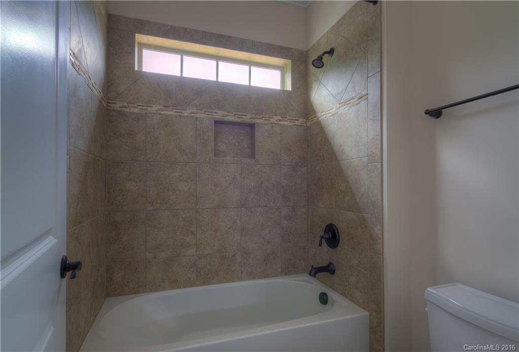 133 Forsythia Lane, Unit 686 Tega Cay, SC 29708 - Photo 20 of 24 Gallery Image 20