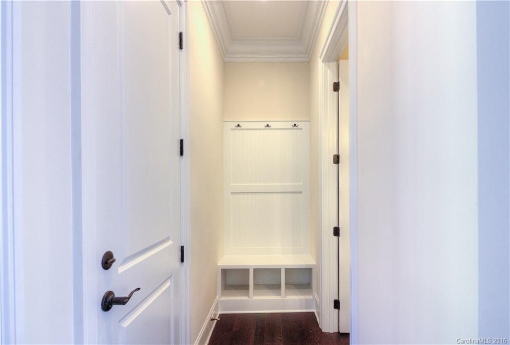 133 Forsythia Lane, Unit 686 Tega Cay, SC 29708 - Photo 6 of 24 Gallery Image 6
