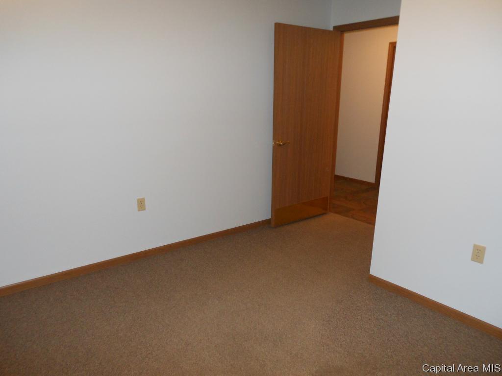 309 Federal Way Springfield, IL 62702 - Photo 15 of 21