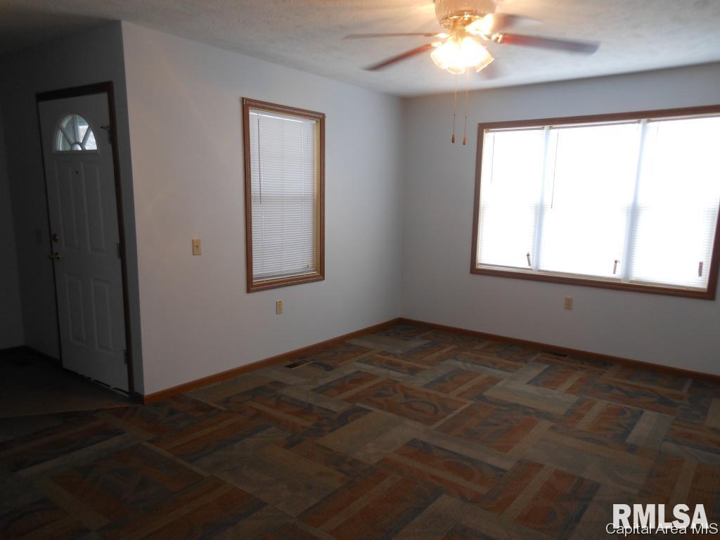 309 Federal Way Springfield, IL 62702 - Photo 4 of 21