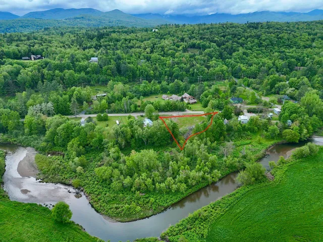 $470,000 | 859 River Road, Stowe, VT 05672