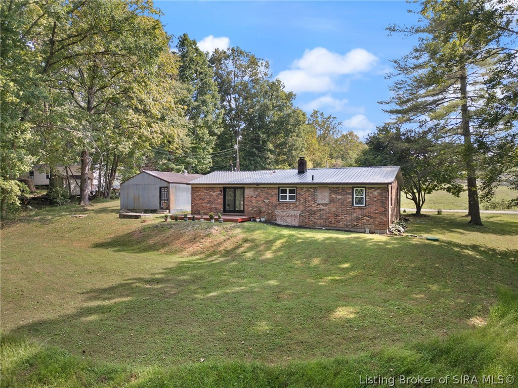 352 East Brown Road Pekin, IN 47165 - Photo 8 of 49 Gallery Image 8
