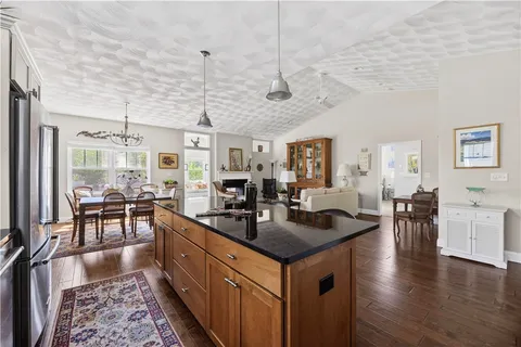 $749,900 | 55 Morningside Drive, North Kingstown, RI 02852