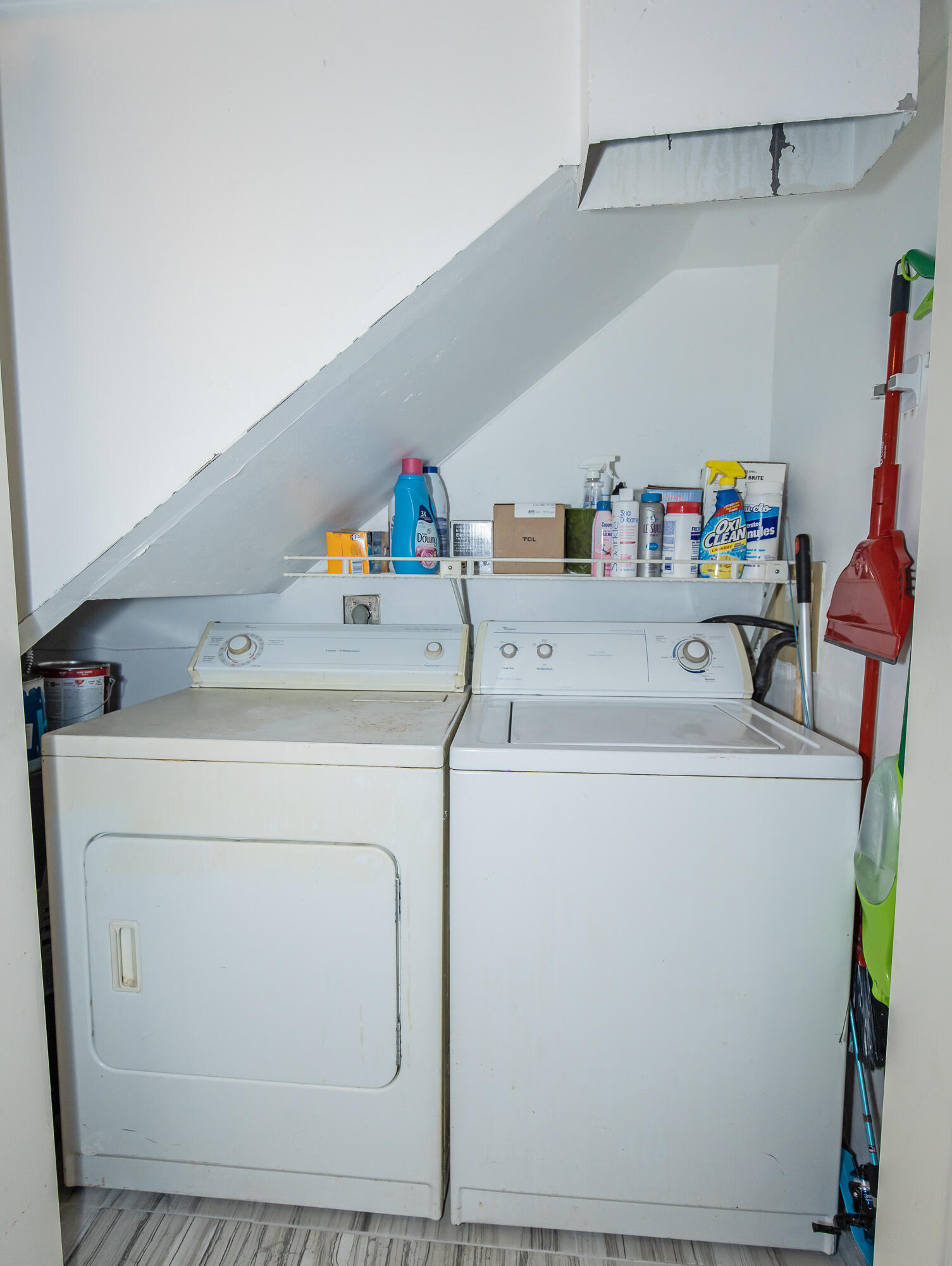 8377 Trent Court, Unit B Boca Raton, FL 33433 - Photo 9 of 19 LAUNDRY