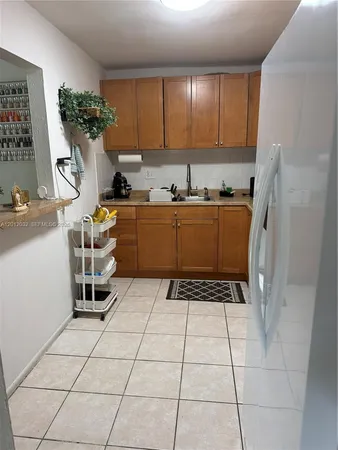 $1,900 | 9445 Southwest 76th Street, Unit U6, Miami, FL 33173