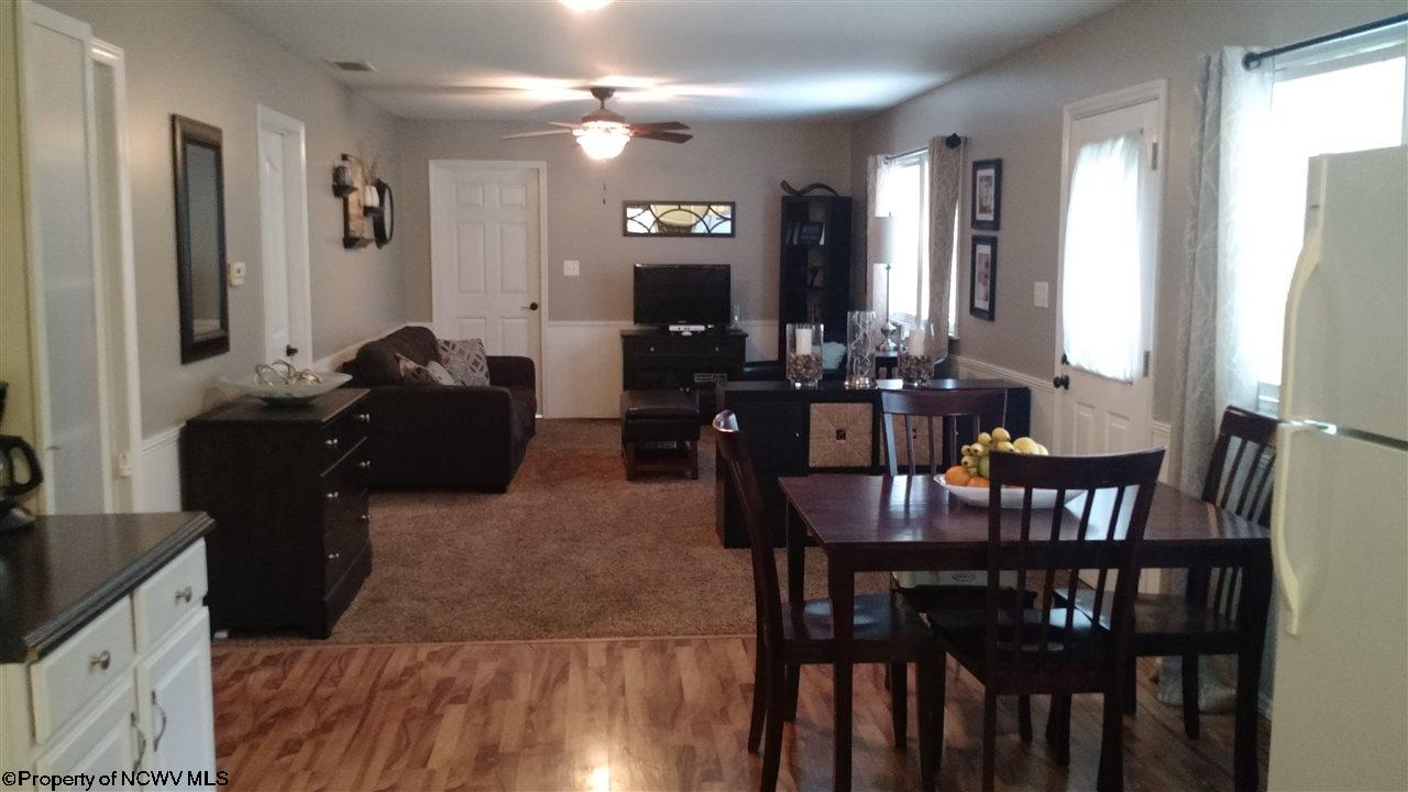 341 Colfax Road Fairmont, WV 26554 - Photo 5 of 12 Gallery Image 5