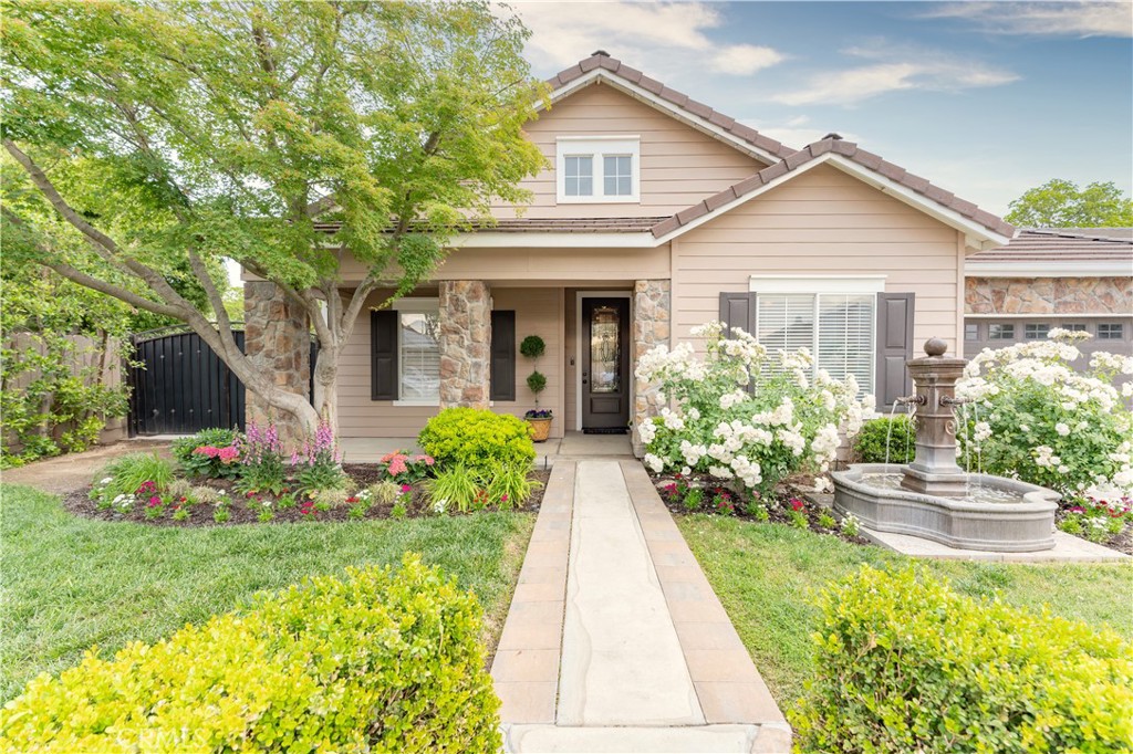 1998 Riesling Street Tulare, CA 93274 - Photo 1 of 1 Gallery Image 1