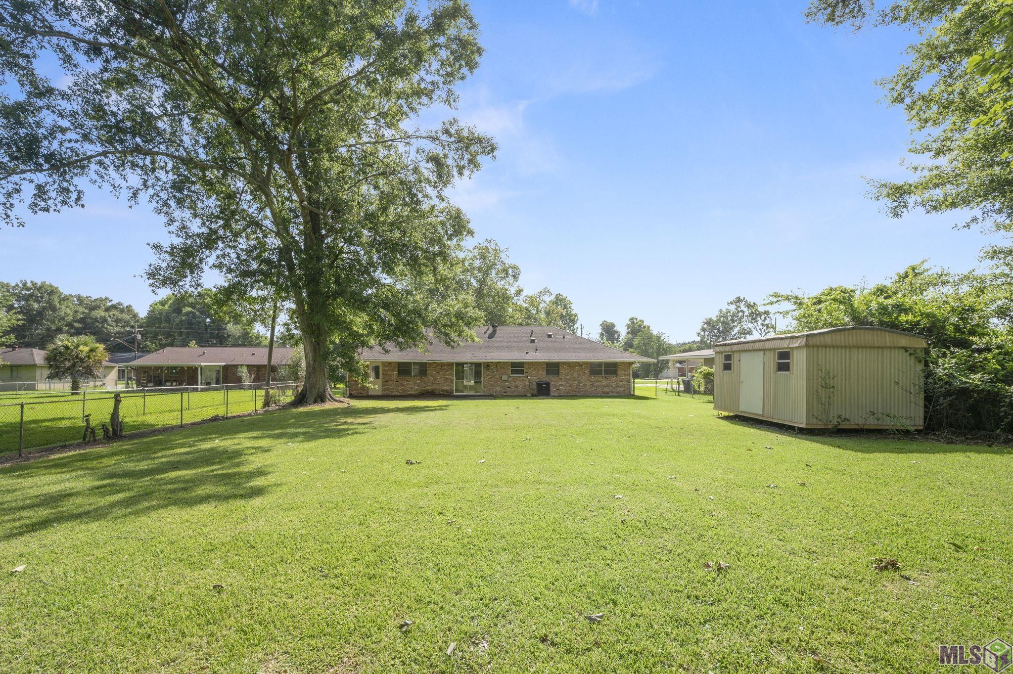 10212 Oliphant Road Baton Rouge, LA 70809 - Photo 3 of 21 Gallery Image 3